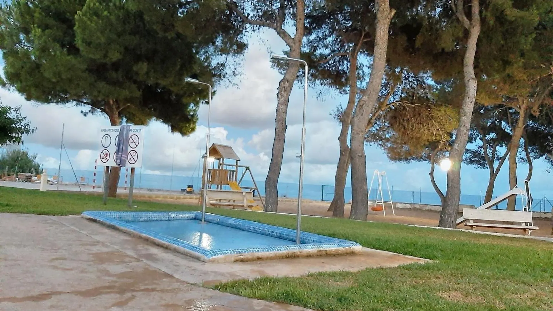 Comfortable Apartment In Alcanar With Shared Pool