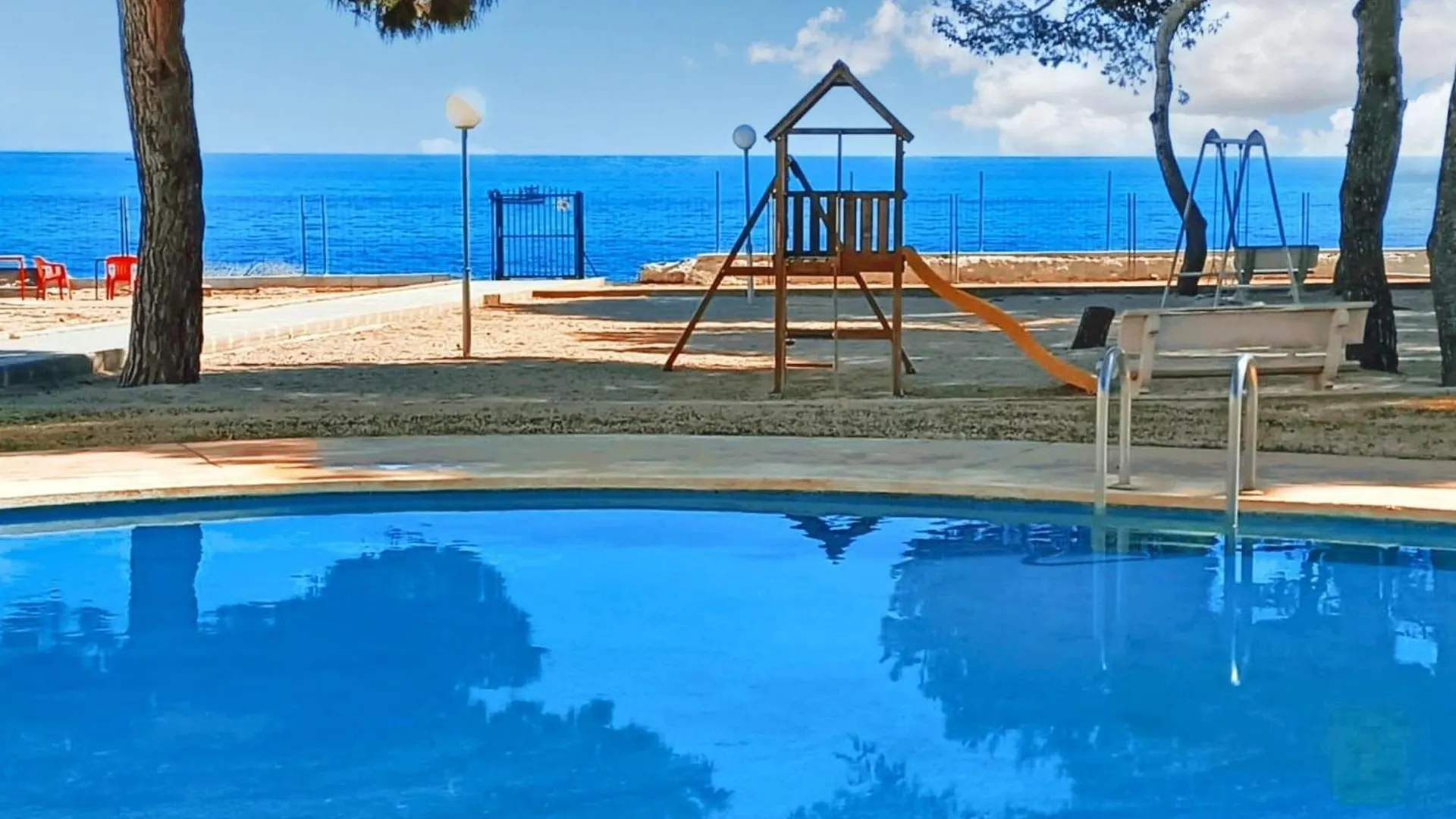 Comfortable Apartment In Alcanar With Shared Pool