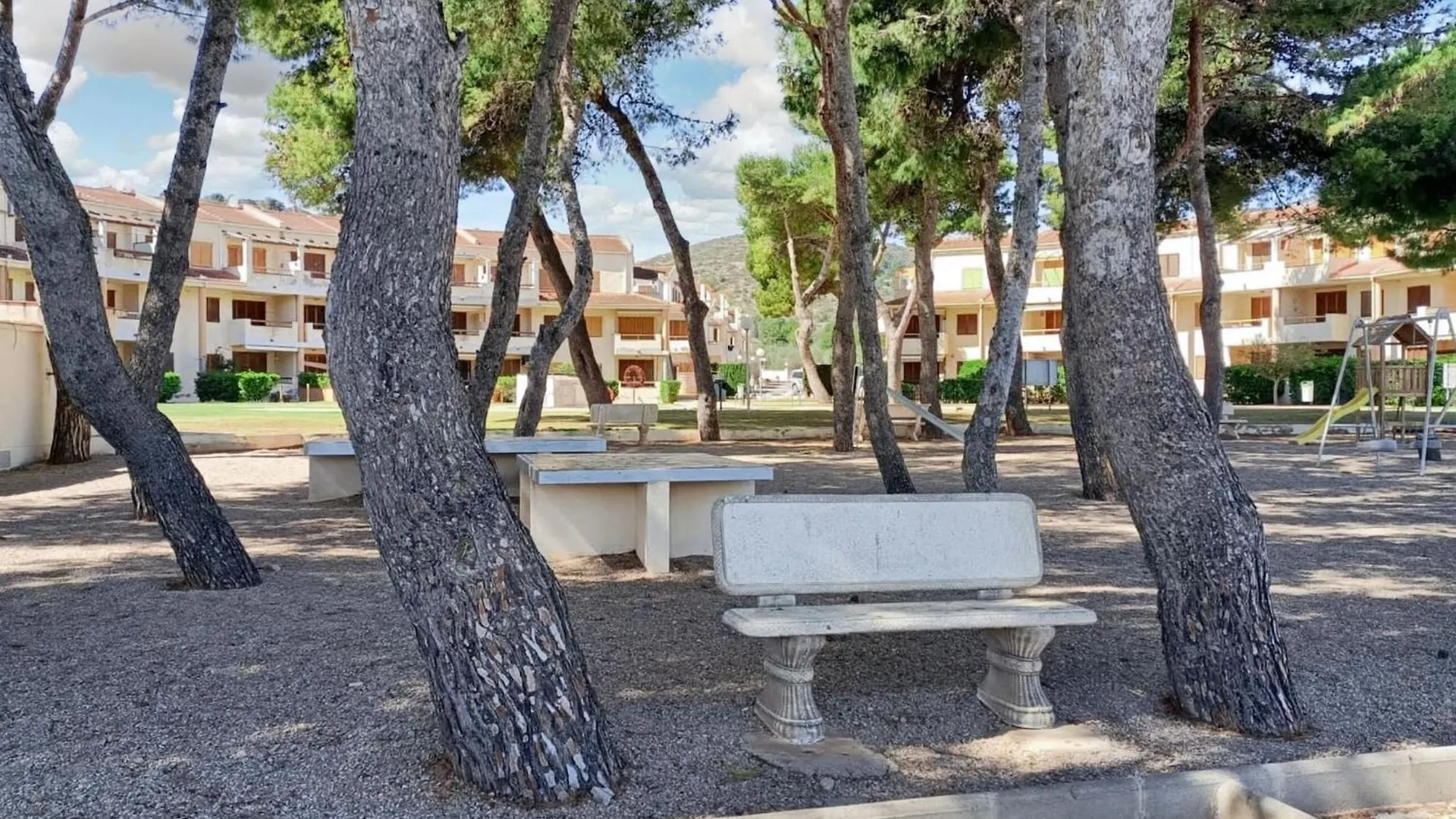 Comfortable Apartment In Alcanar With Shared Pool